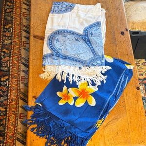 Blue Floral Fringe Beach Wraps - White & Royal Blue Prints